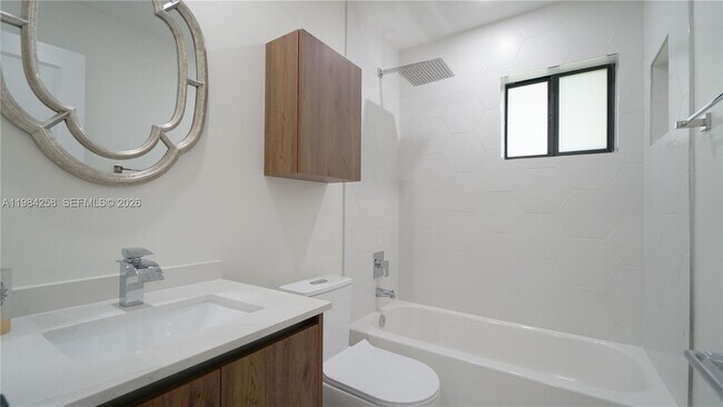 Building Photo - 255 Grant Dr