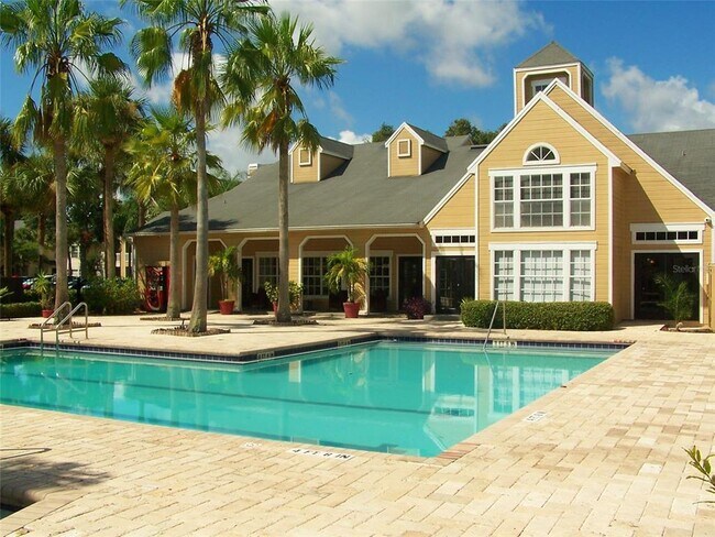 Building Photo - 1037 S Hiawassee Rd