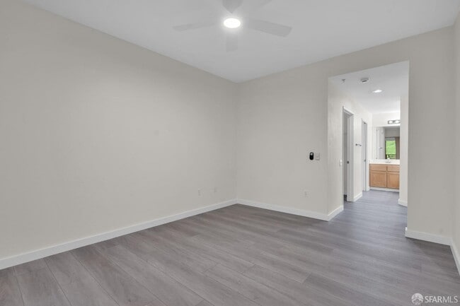 Building Photo - 200 Caldecott Ln