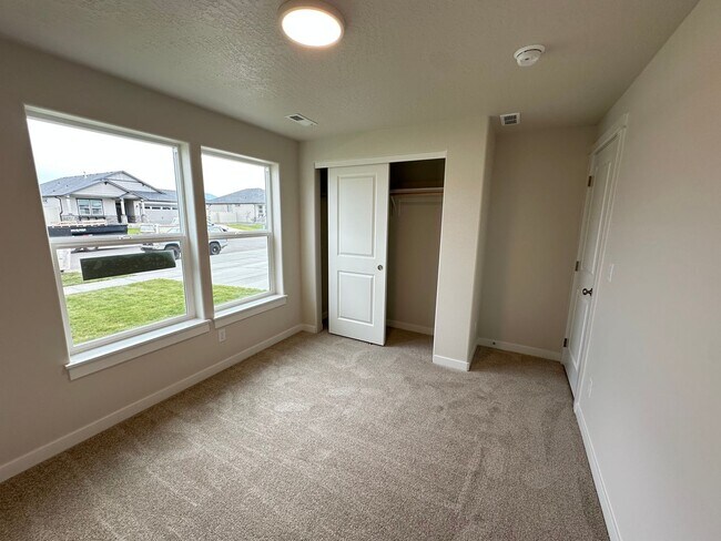 Building Photo - Brand New Hayden North Home