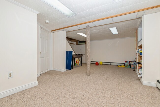 Building Photo - 111 Herbert Ave