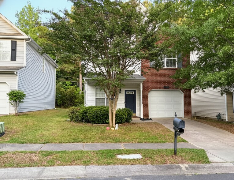 Building Photo - 12018 Royal Castle Ct