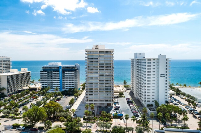 Building Photo - 4020 Galt Ocean Dr