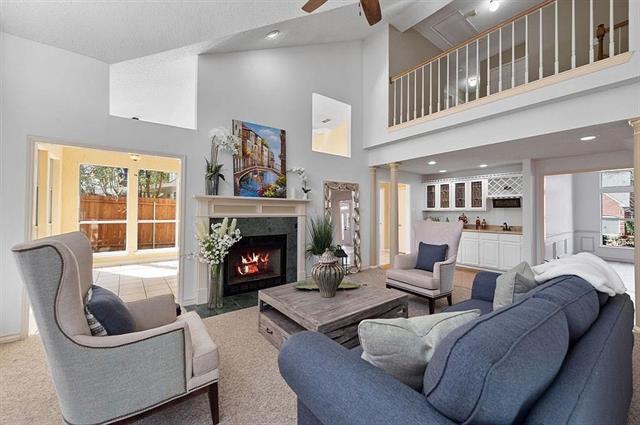 Building Photo - 1080 Winding Creek W Dr