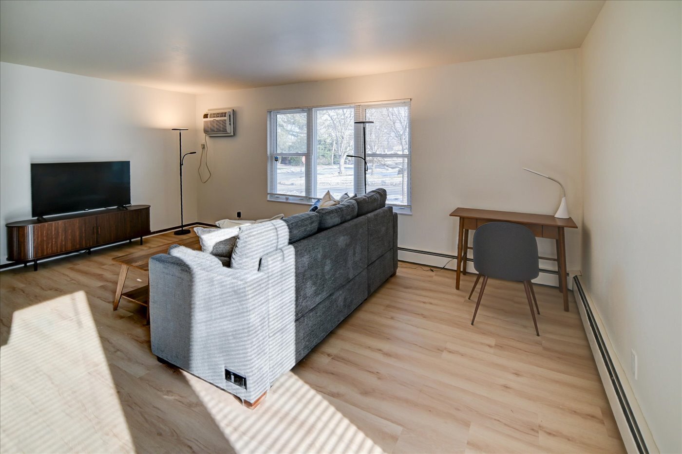 Building Photo - 7203 Fortune Dr