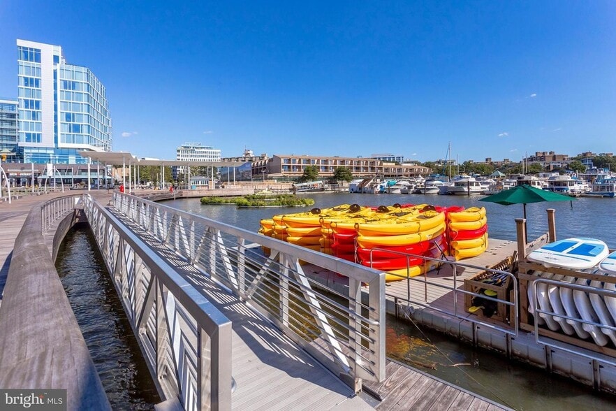 Kayak Rental at the Wharf! - 240 M St SW
