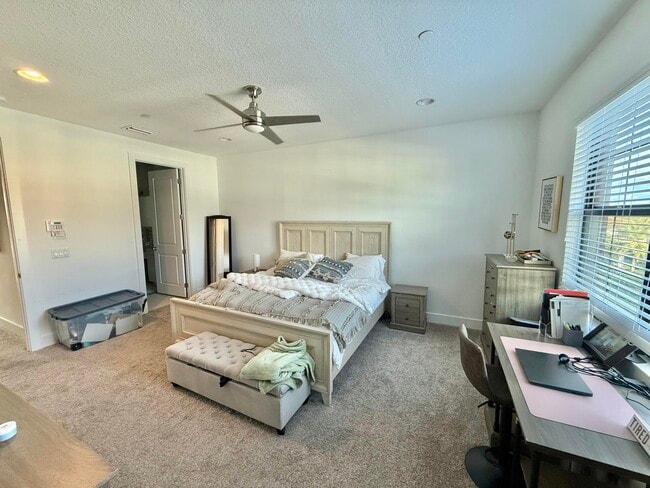 Building Photo - 3019 Franklin Pl