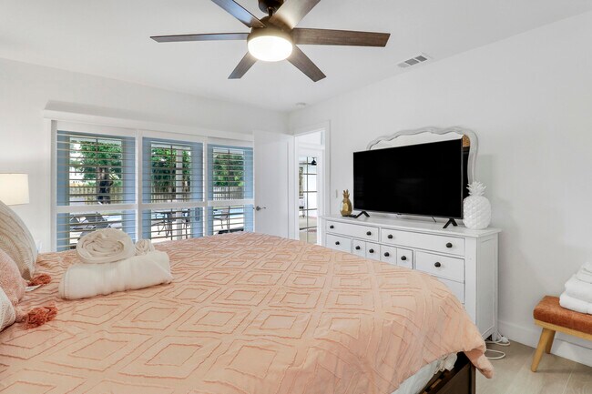 Building Photo - 509 Oak Terrace