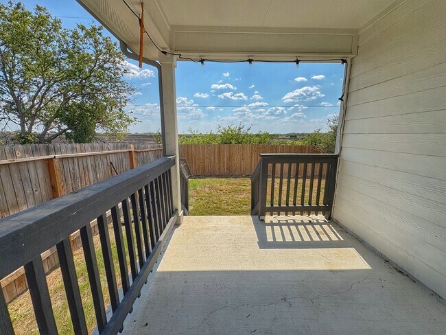 Building Photo - 13522 Whisper Bnd