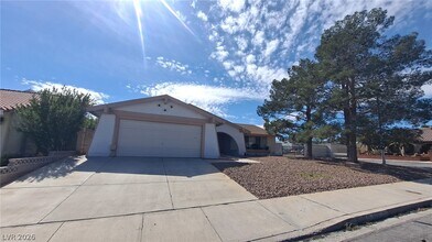 Building Photo - 6221 Peppermill Dr