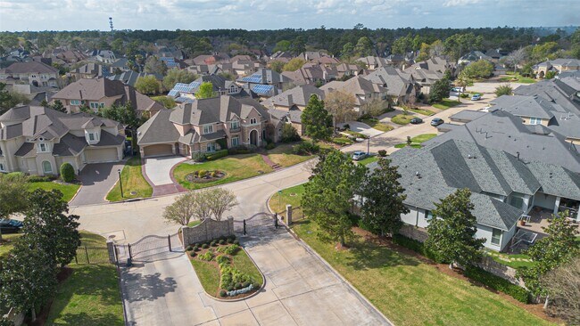 Building Photo - 7414 Dayhill Dr