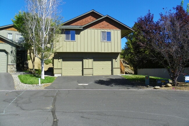 Building Photo - 1431 Lucinda Ct