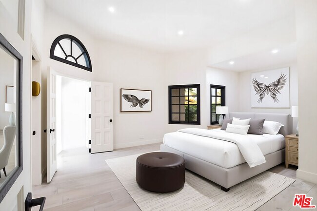 Building Photo - 24362 Park Granada