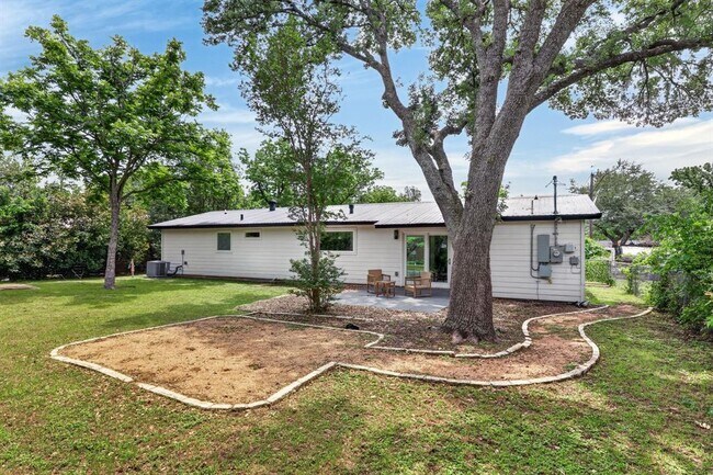 Building Photo - 5102 Ravensdale Ln