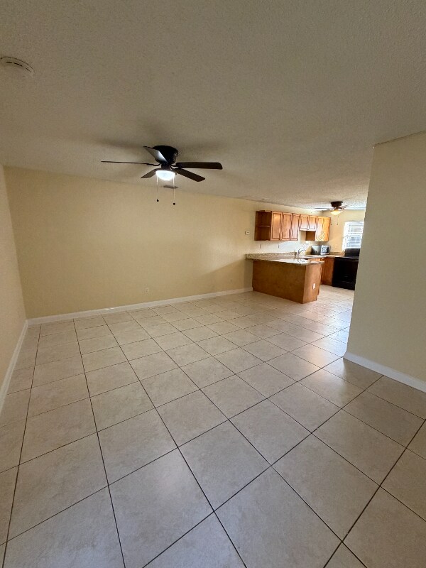 Building Photo - 700 SW 15th Ave