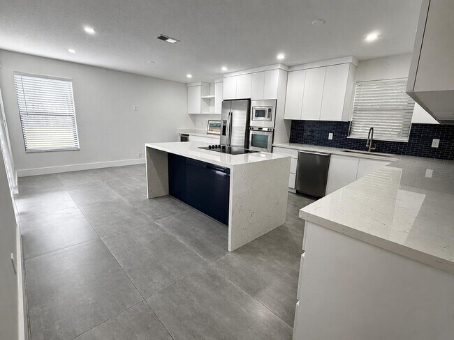 Building Photo - 4683 NW 99th Terrace