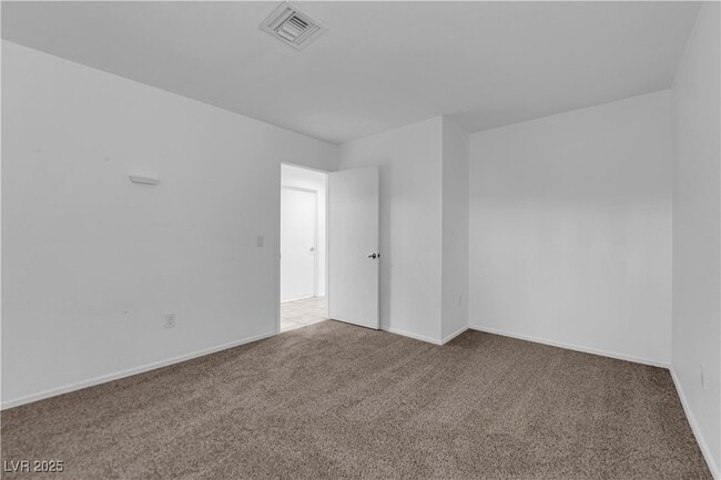 Building Photo - 9424 W Gold Mountain Ave