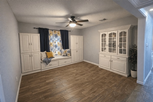 Building Photo - 6506 Forest Grove