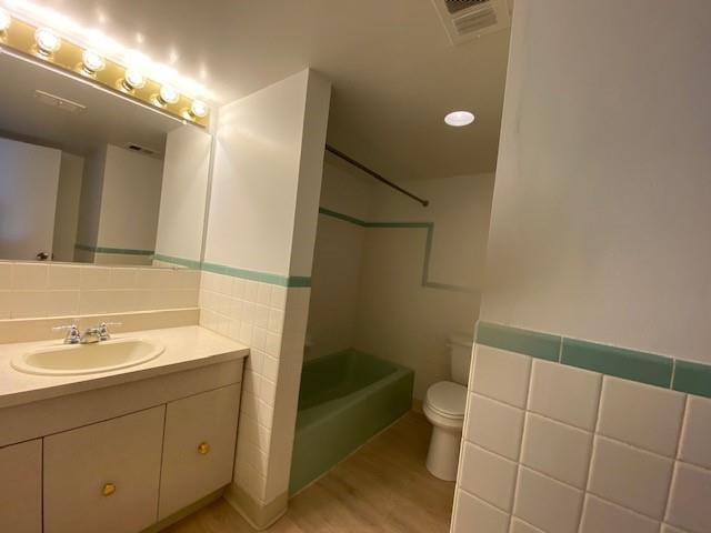 Building Photo - 53 Academy Ave