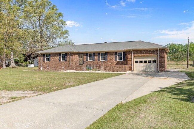 Building Photo - 315 Holland Hill Dr