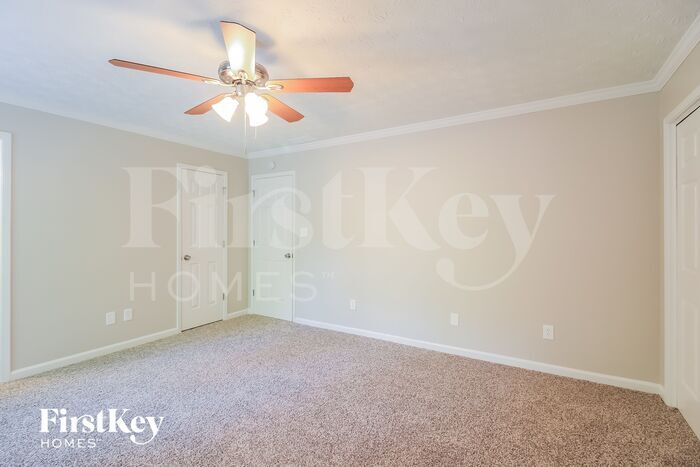 Building Photo - 3076 Vicksburg Dr