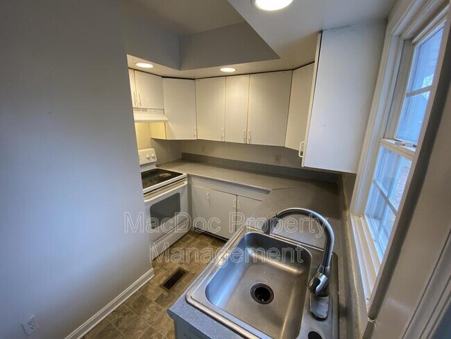 Building Photo - 11308 Gordon Rd