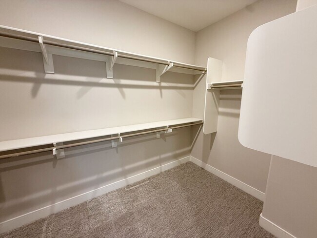 Building Photo - 6705 Aliso Valley Way