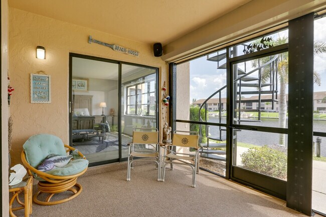 Building Photo - 3722 SE 12th Ave