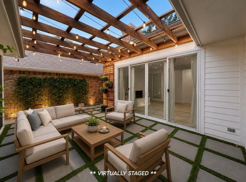 Building Photo - 14140 Regency Pl