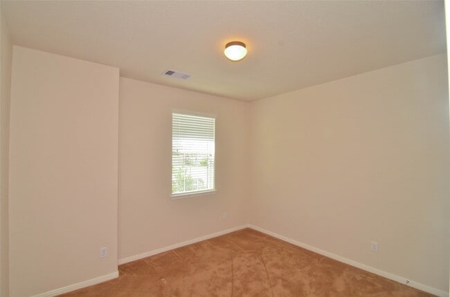 Building Photo - 4042 Tuscan Shores Dr