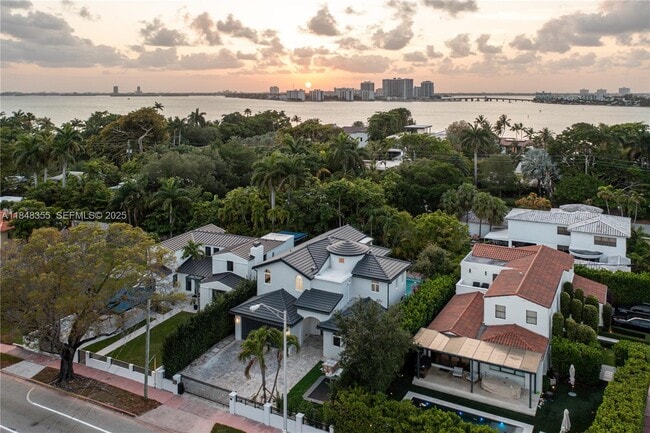 Building Photo - 5978 Alton Rd