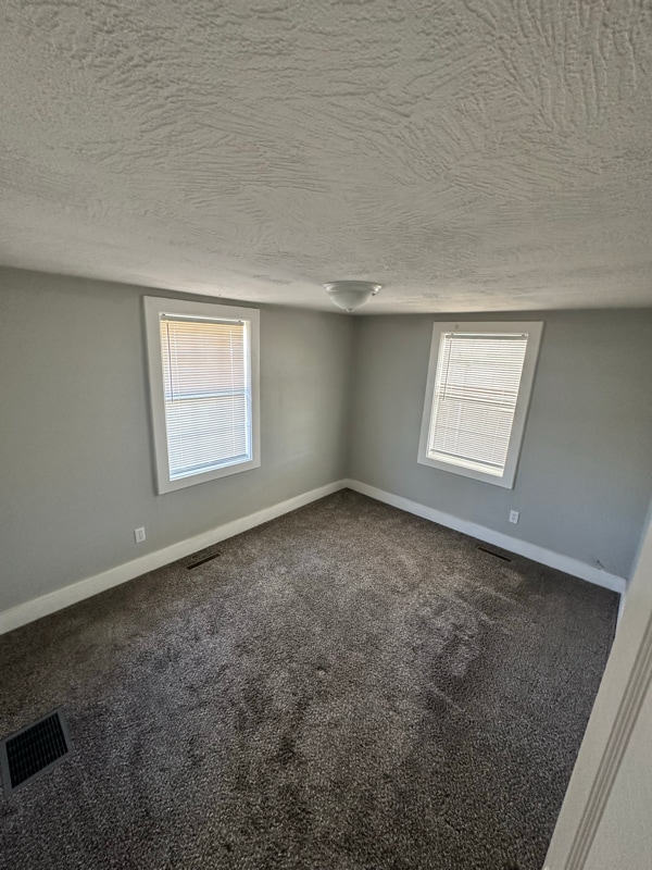 Building Photo - 217 W Logan St