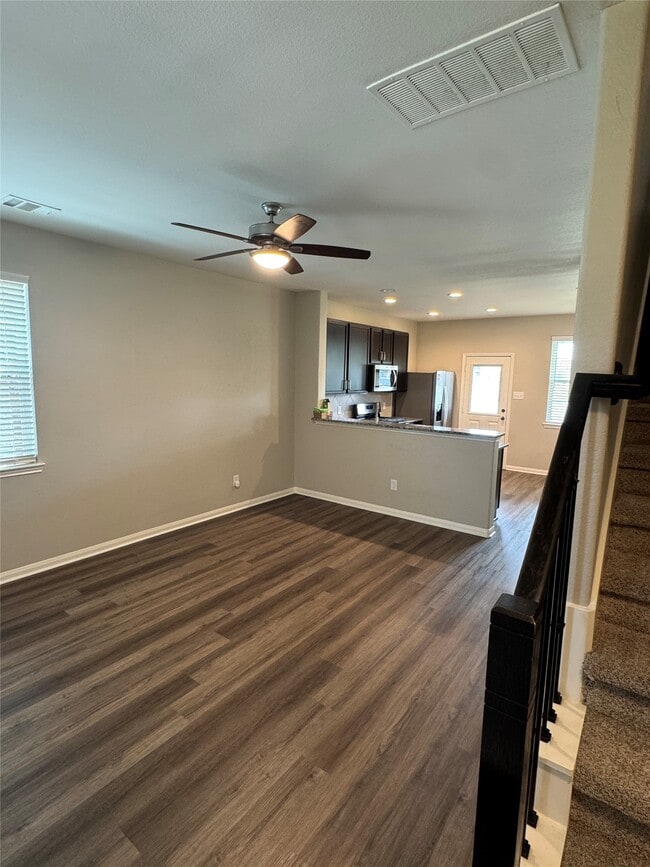 Building Photo - 3831 W Alessano Ln