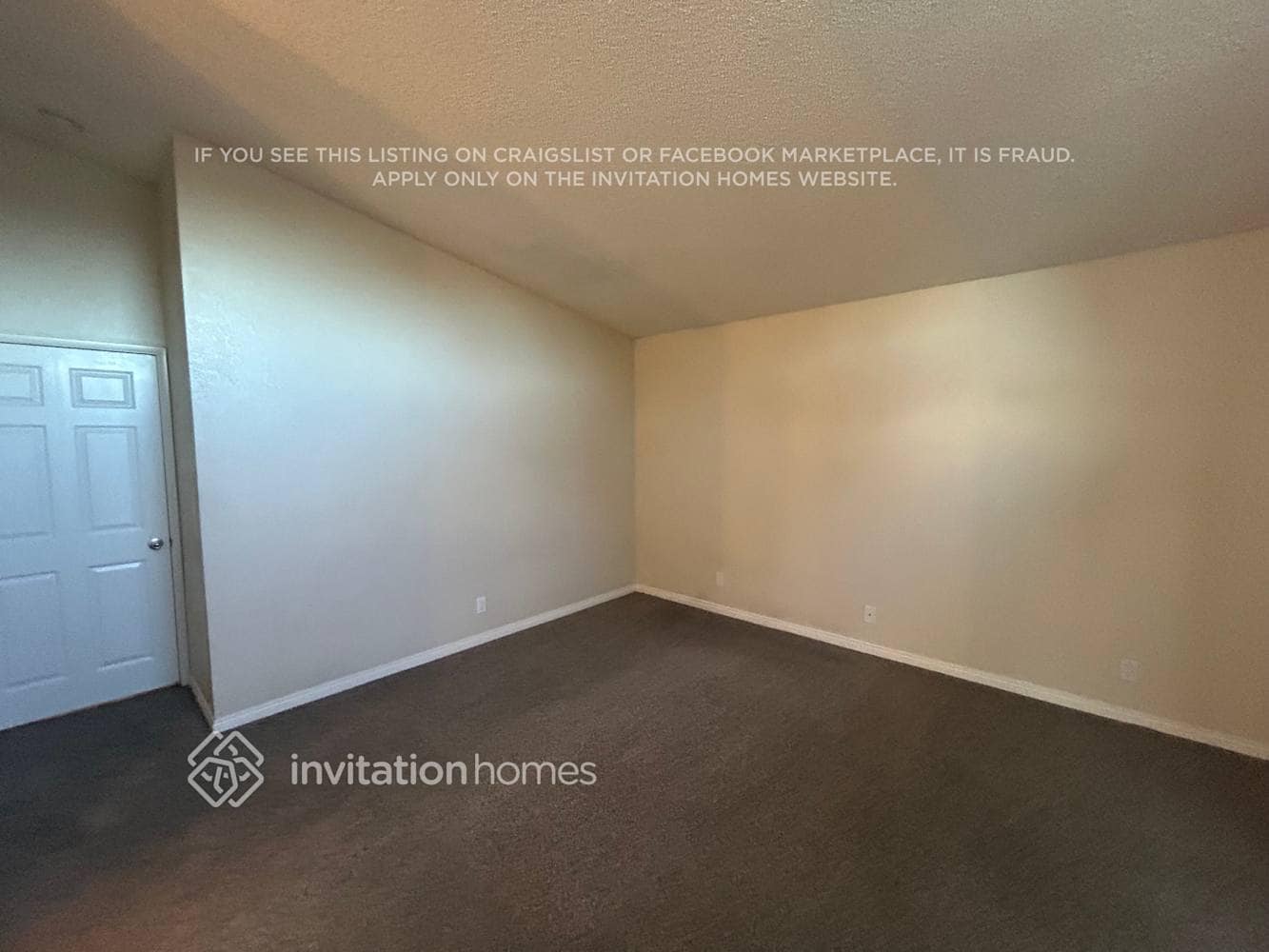 Building Photo - 4763 W Ave L8