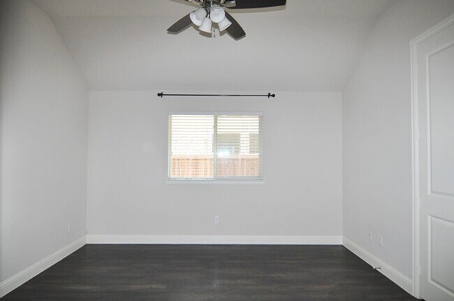 Building Photo - 9948 Haversham Dr