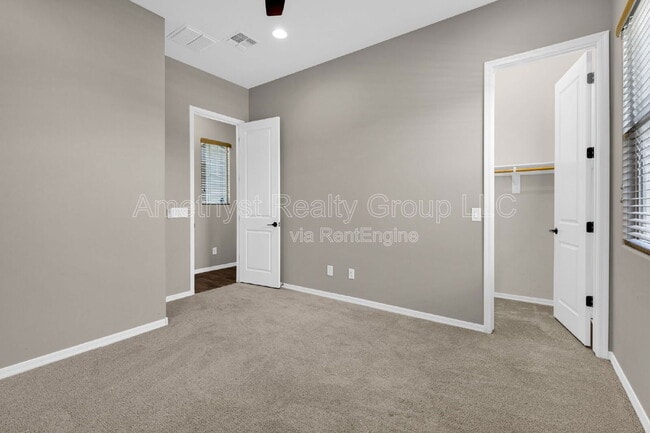 Building Photo - 5116 N 185th Ave