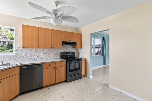 Building Photo - 2596 Starlite Ln