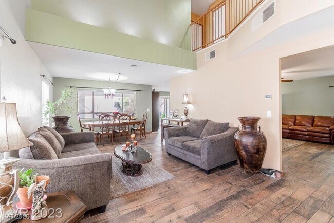 Building Photo - 1216 Olvera Way