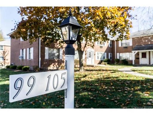 Building Photo - 99 Shadow Ln