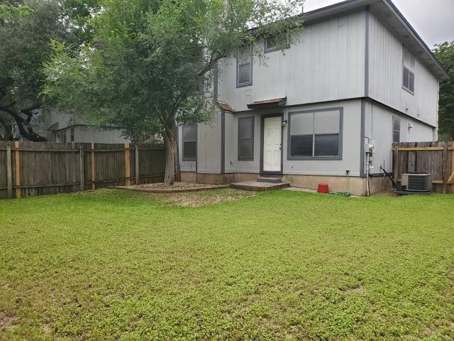 Building Photo - 12715 Modena Trail
