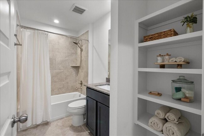 Building Photo - 7503 Cynomys Ct