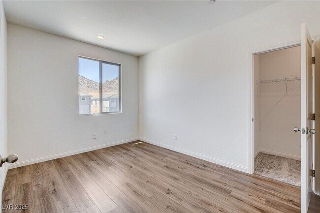Building Photo - 1578 Crested Eagle St
