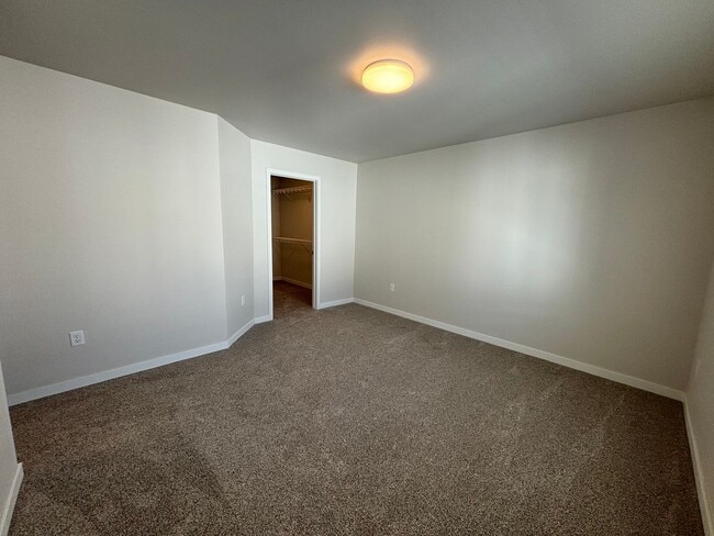 Building Photo - NEW CONSTRUCTION - 3 bed/2 bath townhomes