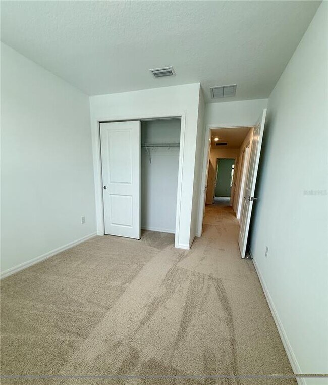 Building Photo - 15132 Cuzcorro Ct