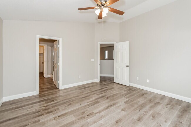 Building Photo - 10620 Congaree St