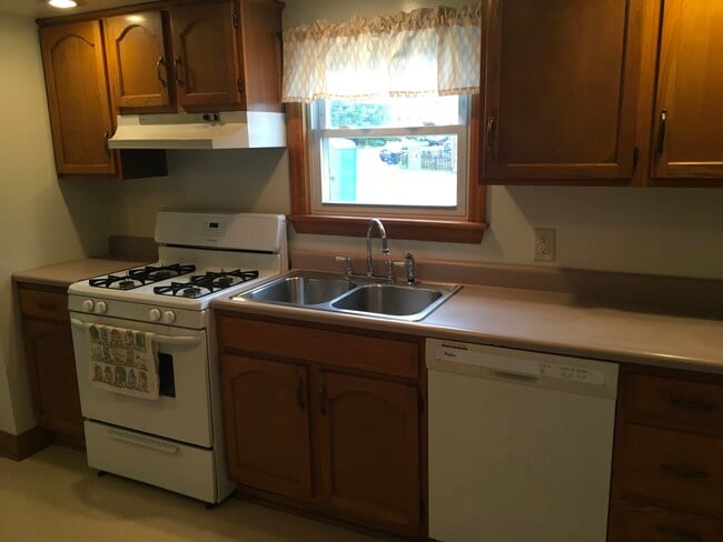 Building Photo - 620 Mulberry St