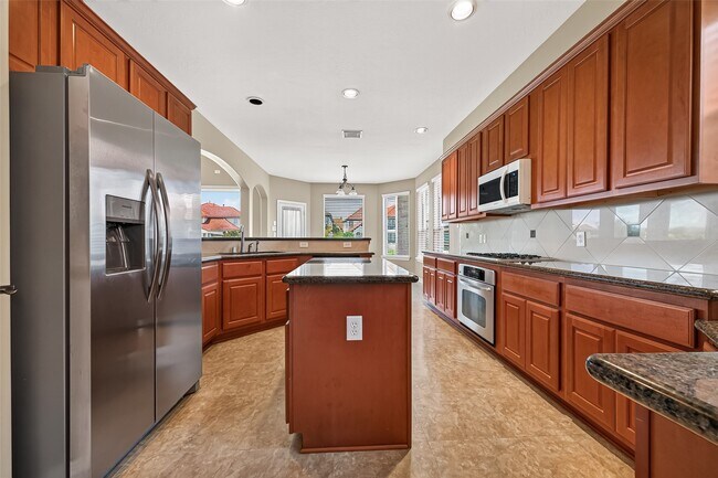 Building Photo - 18943 Villa Bergamo Ln