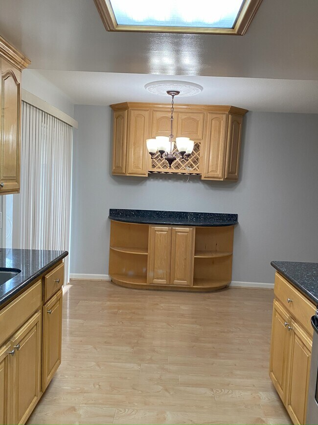 Building Photo - 4971 Ponderosa Ter