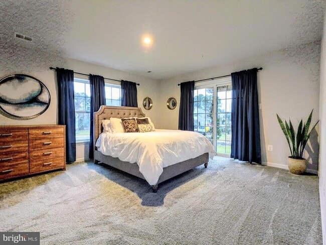 Building Photo - 23365 Leyland St