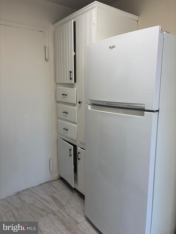 Building Photo - 3450 Toledo Terrace